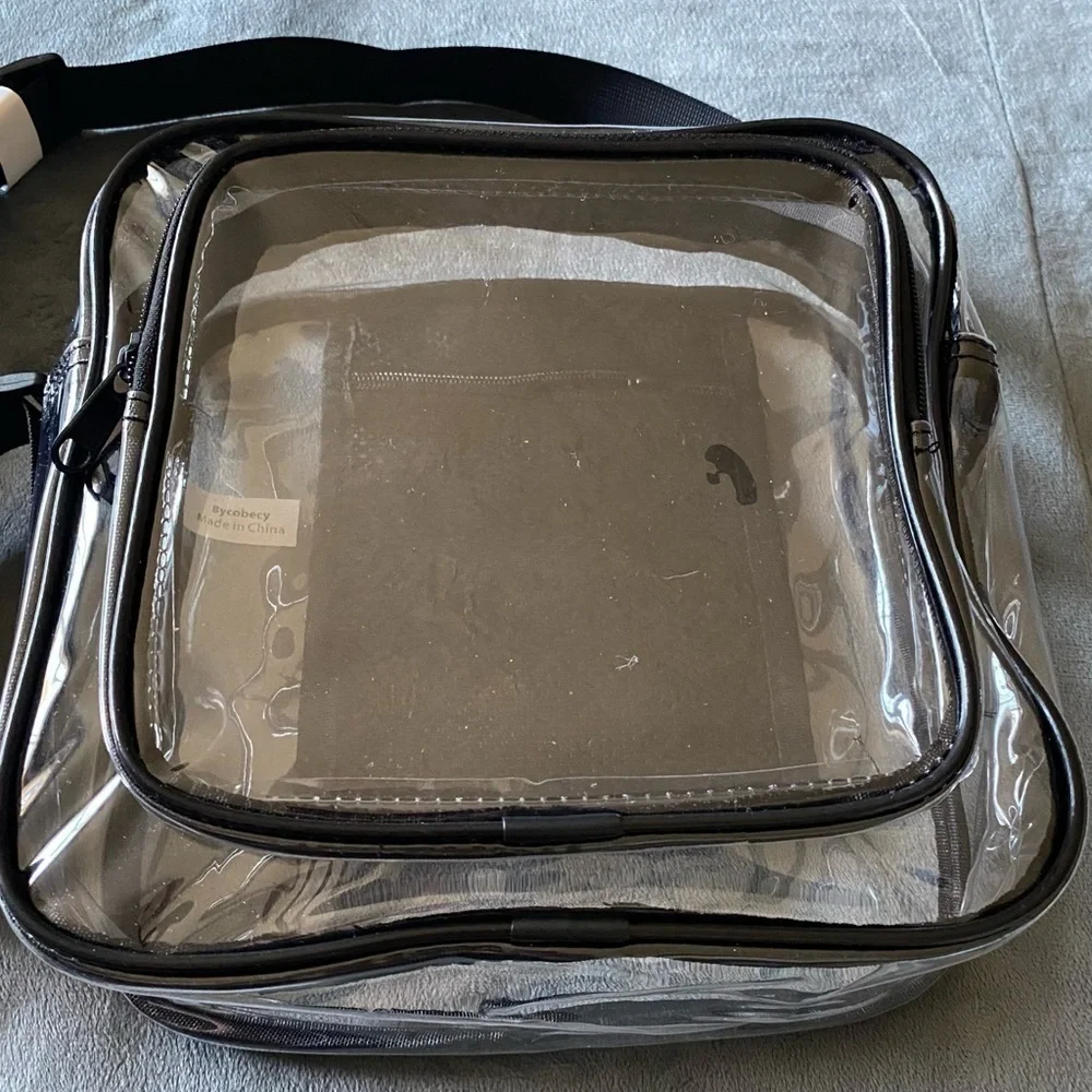 CLEAR MESSENGER CROSSBODY/SHOULDER BAG